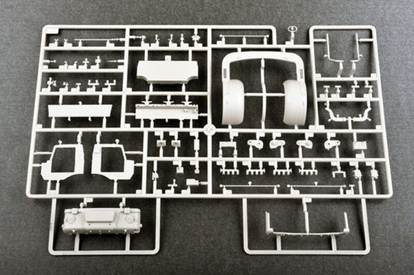 1/35 scale Trumpeter Russian 9P113 TEL with 9M21 Rocket of 9K52 Luna-M Short-range artillery