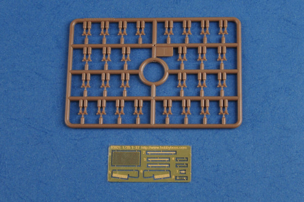 1/35 scale model HobbyBoss Soviet T-37B Amphibious Light Tank (Izhorsky)