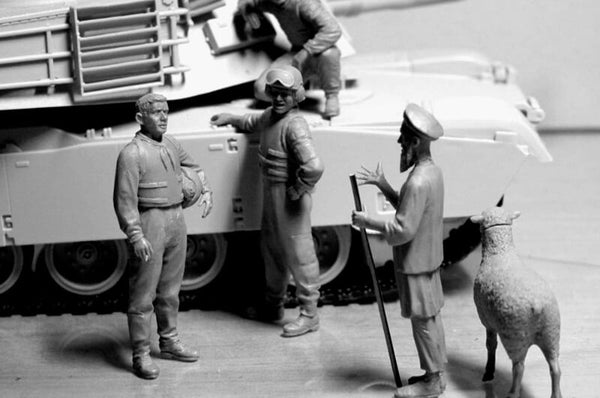 1/35 scale model MasterBox Modern US Tankmen in Afghanistan