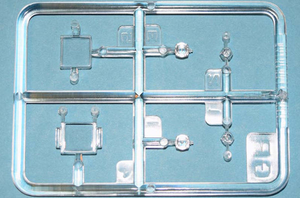 1/35 scale model HobbyBoss IDF Achzarit APC Early