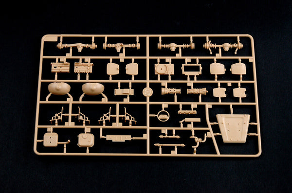 1/35 scale model HobbyBoss Defender 110 Hard Top