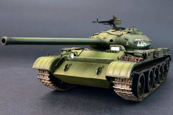 1/35 scale model Miniart T-54-1 Soviet Medium Tank