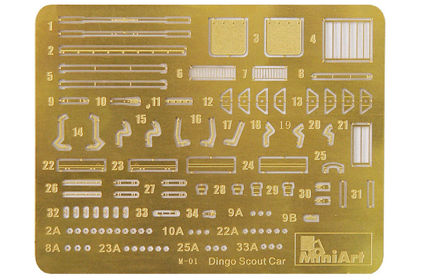 1/35 scale model Miniart Dingo Mk.lb British Armoured Car w/Crew
