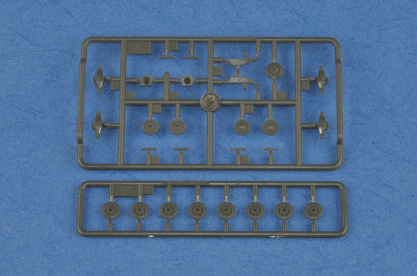 Hobby Boss Soviet OT-130 Flame Thrower Tank 