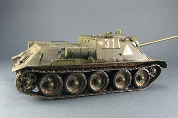 1/35 scale model Miniart SU-85 Mod. 1944 (Early Prod) with Interior