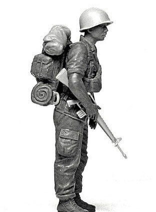1/35 scale model MasterBox Patrolling, Vietnam War Series