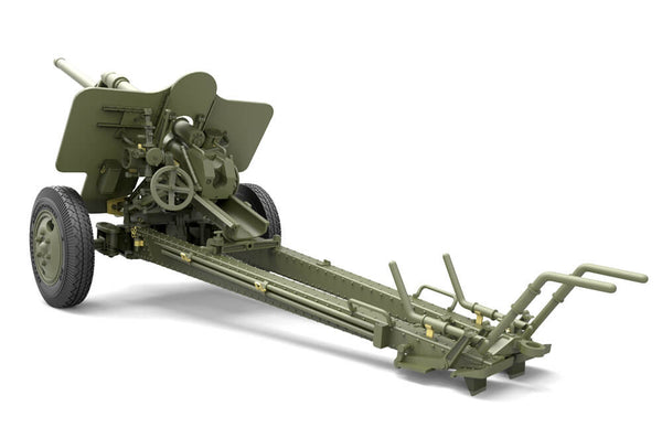 1/35 scale model Miniart USV-BR 76mm Gun Mod.1941 with Limber and Crew