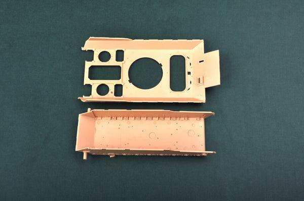 1/35 scale model Hobby Boss Bergepanther Panzer V tank