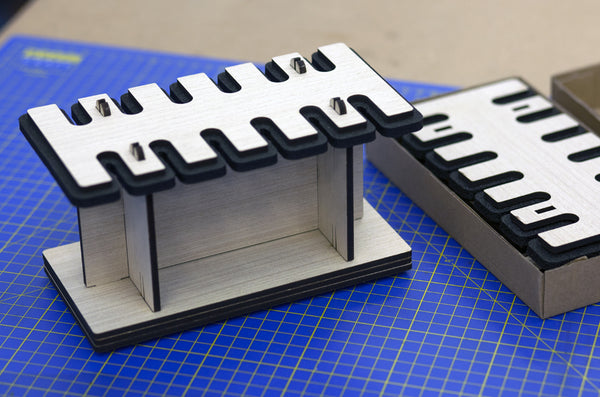 Oak Veneered Brush stand for 12 brushes