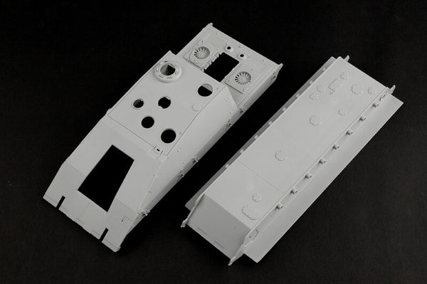 1/35 scale Trumpeter German Super Heavy Jagdpanzer E-100