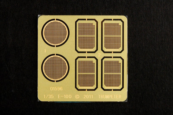 1/35 scale Trumpeter German Super Heavy Jagdpanzer E-100