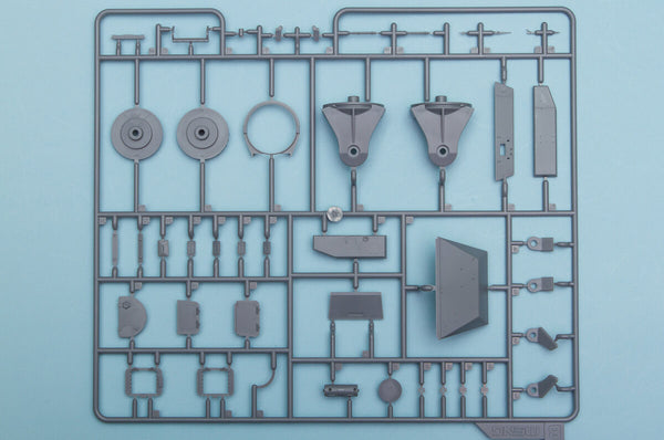1/35 scale model Meng VsKfz 617