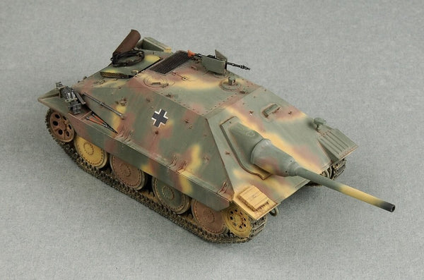 1/35 scale Trumpeter German Jagdpanzer 38(t) Hetzer STARR