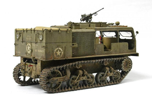 1/35 scale model HobbyBoss M4 High Speed Tractor