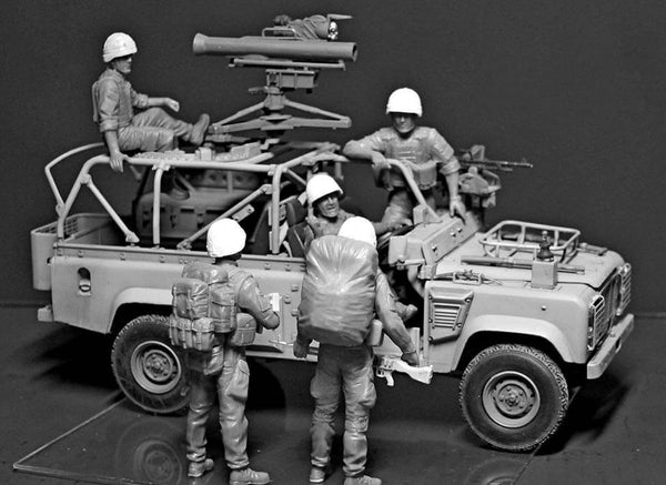 1/35 scale model MasterBox Modern UK Infantrymen Present day Plastic Figure Kit 35180