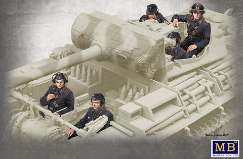 Master Box 1:35 German WWII Tank Crew 1944-45 - Plastic Figure Model Kit #35201