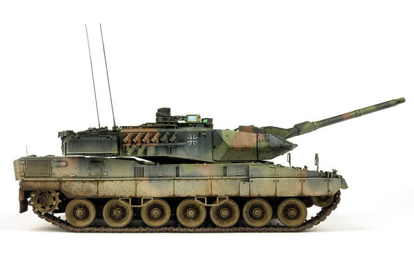 1/35 scale model Meng German MBT Leopard 2A7