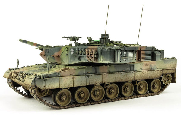 1/35 scale model Meng German MBT Leopard 2A7