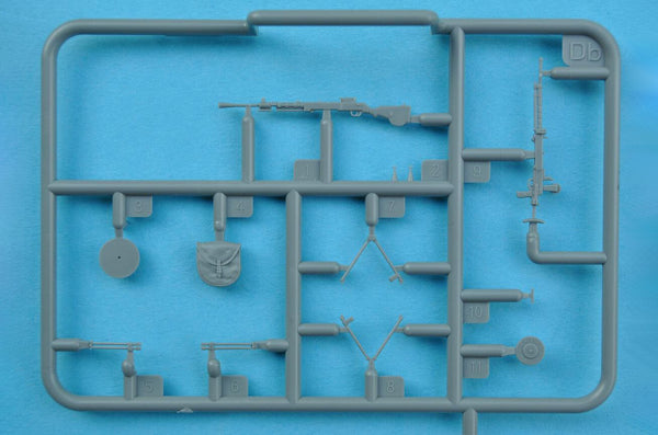 Miniart 1/35 Soviet Machine Guns and Equipment