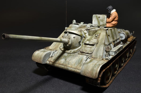 1/35 scale Miniart SU-85 Mod. 1943 Early With Crew