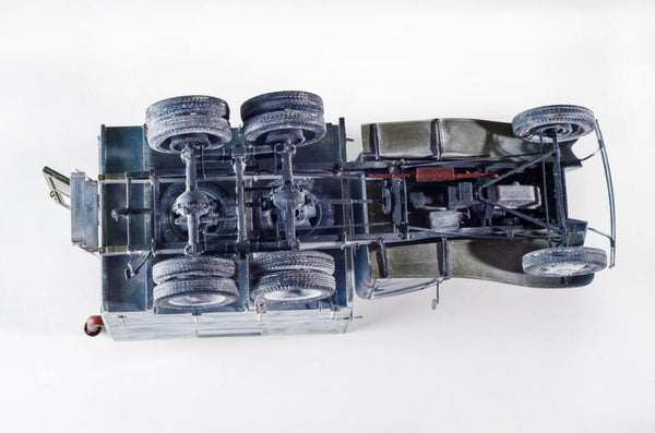 1/35 scale Miniart GAZ-AAA With Shelter