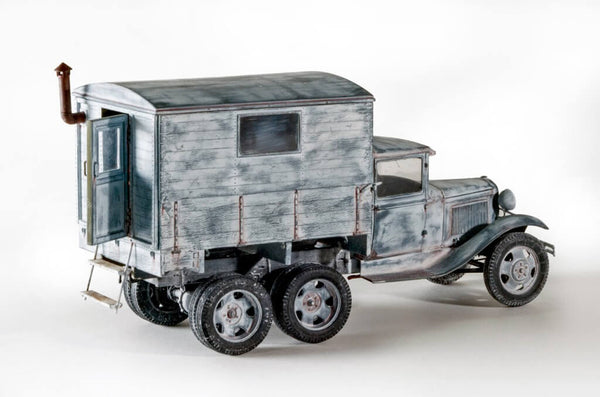 1/35 scale Miniart GAZ-AAA With Shelter