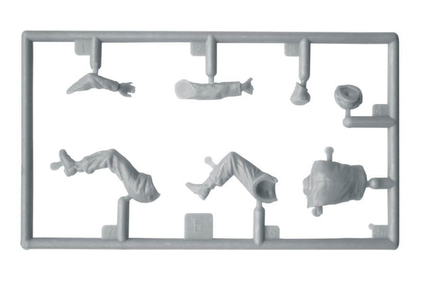 Miniart 1/35 scale German Tank Crew, France 1940