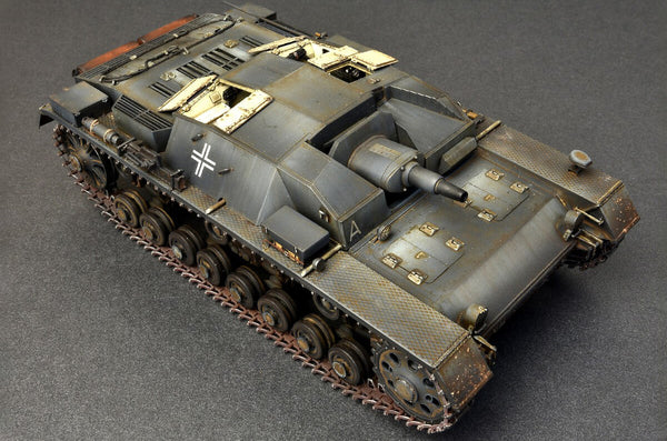 1/35 scale Miniart Stug III O-Series