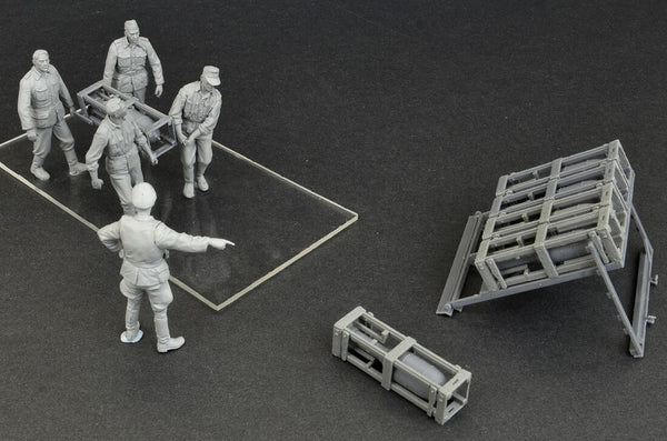 1/35 scale Miniart Schweres Wurfgerät 40