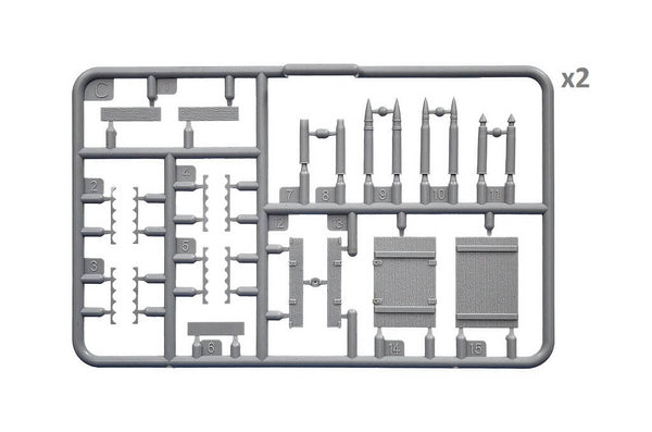 1/35 scale model Miniart Soviet Heavy Artillery Crew, Special Edition