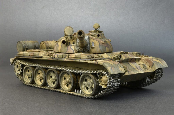1/35 scale Miniart T-55 Soviet Tank Mod. 1963 with Interior