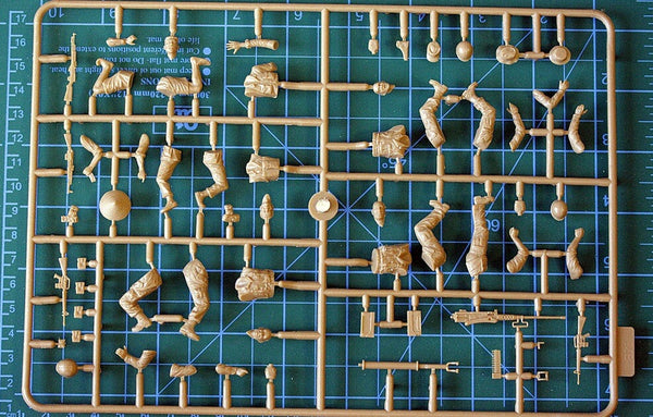 1/35 scale model MasterBox Charlie on the left Vietnam War