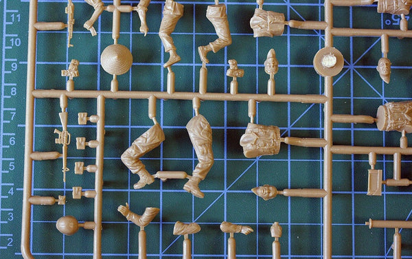 1/35 scale model MasterBox Charlie on the left Vietnam War