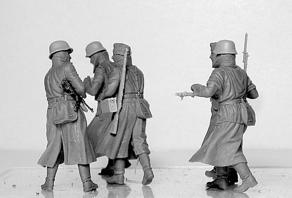 1/35 scale model MasterBox German Infantry 1941-1942 Cold Wind