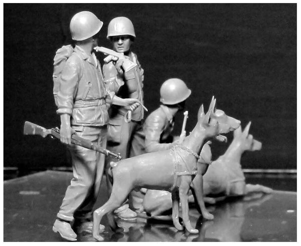 1/35 scale model MasterBox Dogs in service in the US Marine Corps WWII 35155