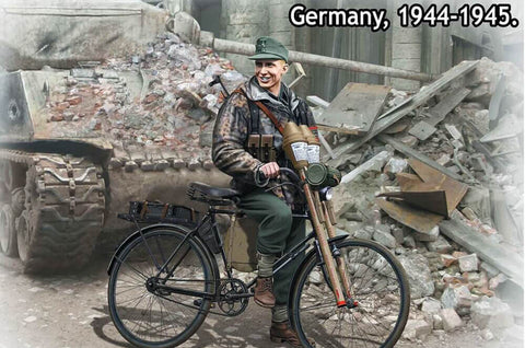 1/35 scale model MasterBox Volkssturm Tank Hunter Germany 1944-1945