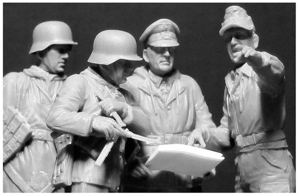 1/35 scale model MasterBox German Soldiers 1945 Let's stop them here 35162