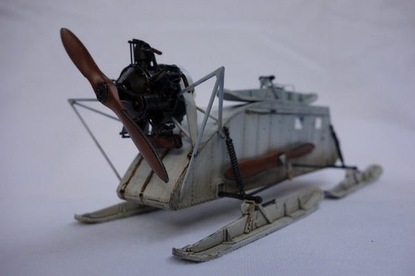 1/35 scale model Trumpeter Soviet NKL-16 Aerosan Sled