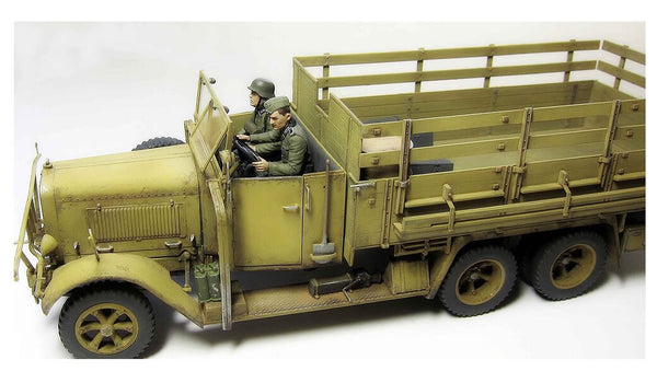 1/35 scale model MasterBox German Infantry Off to the front Vehicle Riders WWII 35137