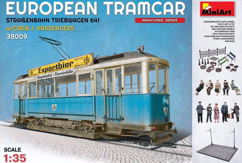 Miniart 1:35 -  European Tram Car with Crew and Passengers