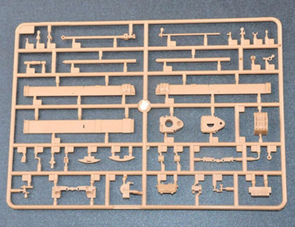 1/35 scale model Trumpeter Soviet A-19 122mm Gun Model 1931/37 kit 02325